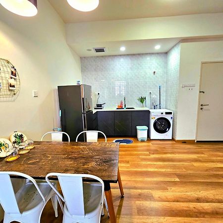Quartz Residence - Melaka Экстерьер фото